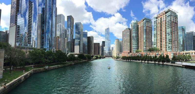 chicago canal 360 chicago vs skydeck