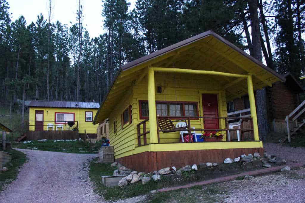 Shady Rest Motel cabins