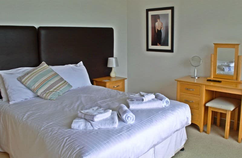 villa bedroom king bed soar mill cove by eileen cotter wright