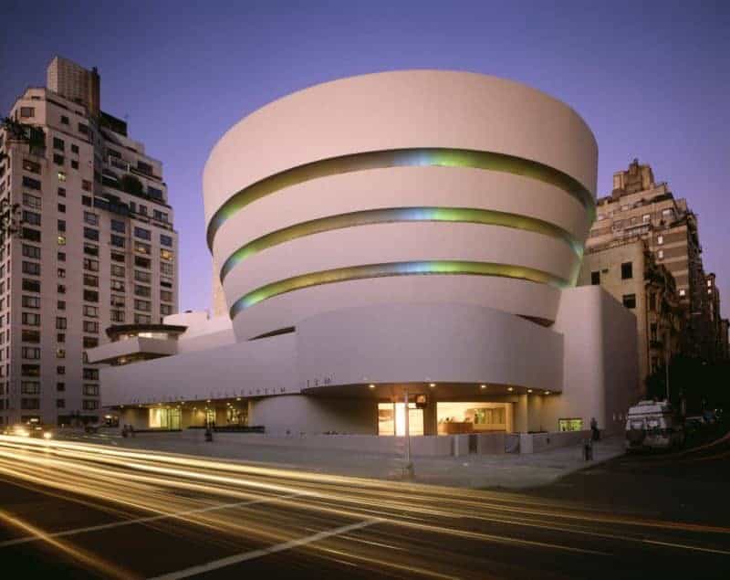 Guggenheim museum new york city exterior
