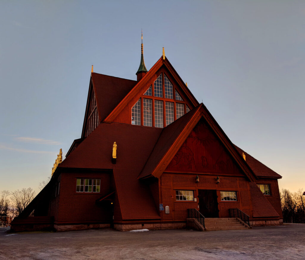 lapland northern light kiruna church