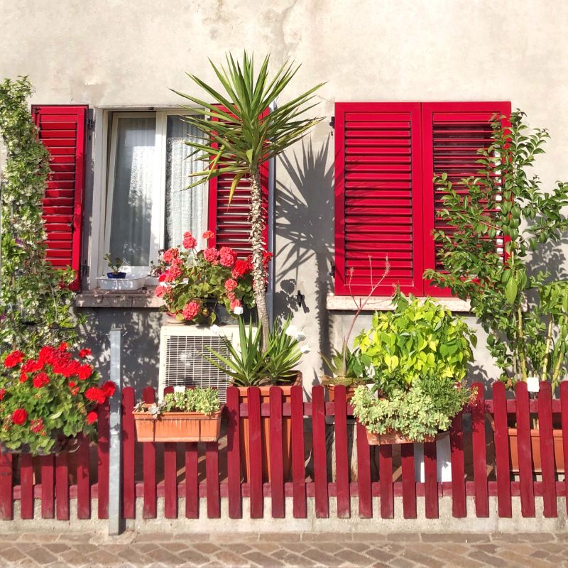 red details on a home in rimini italy