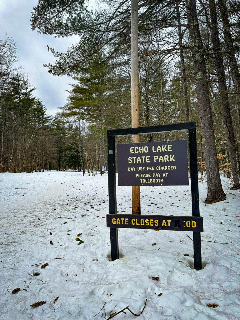 Echo Lake winter sign