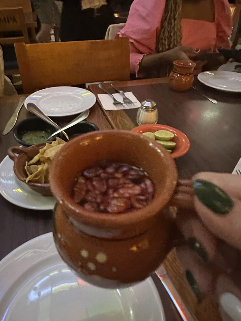 jugo de granada and walnuts drink salon tenampa cdmx