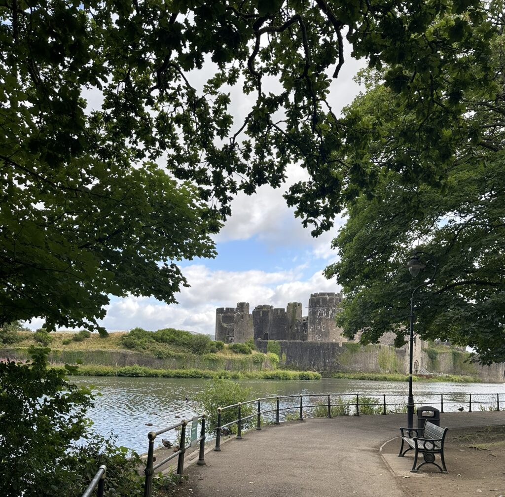 caerphilly castle south wales