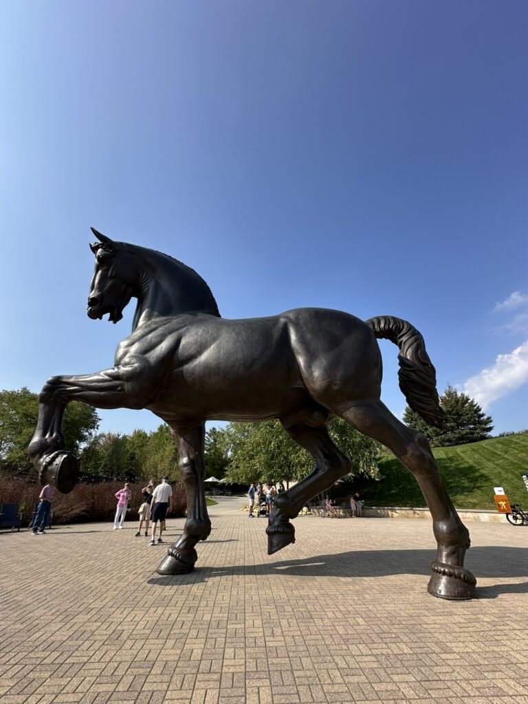 horse statue meijer gardens