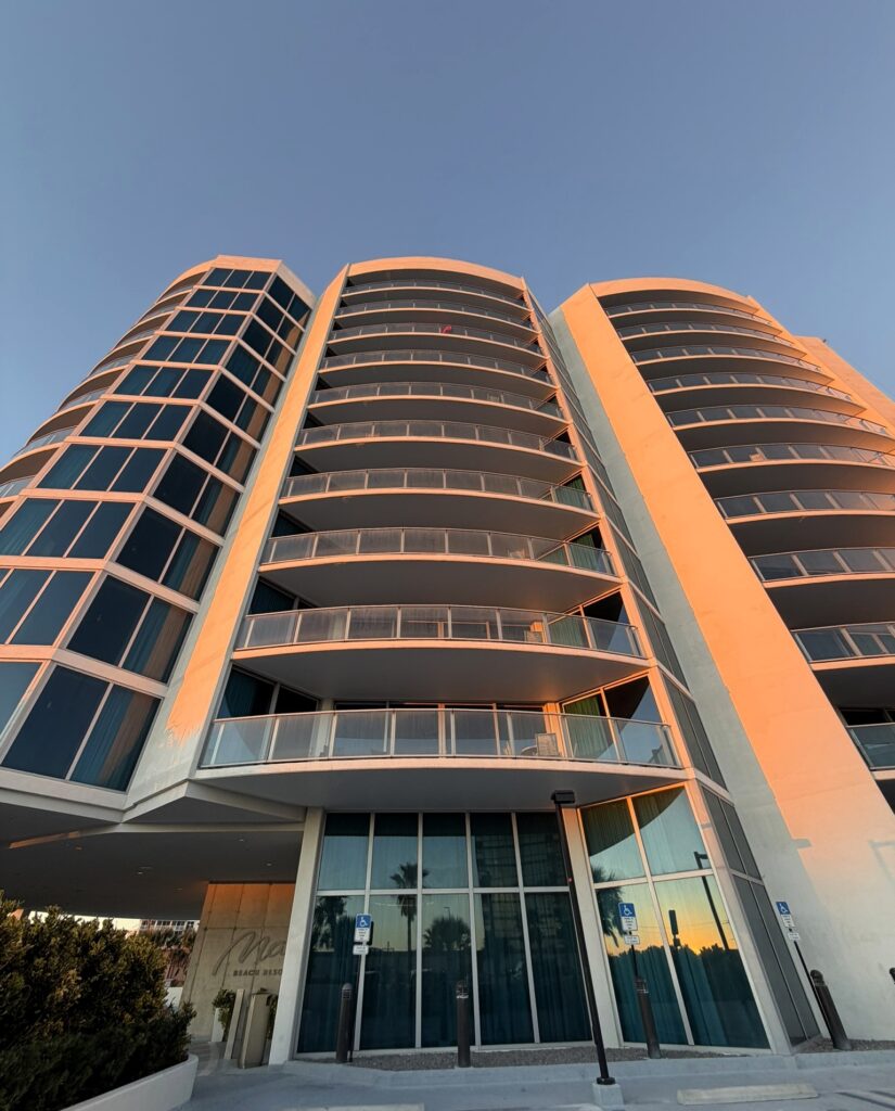 max beach resort dytona exterior