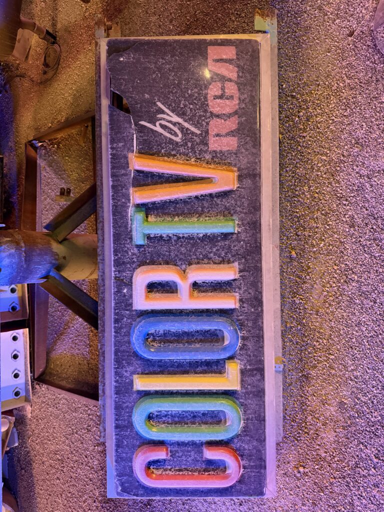 sign at neon meusum